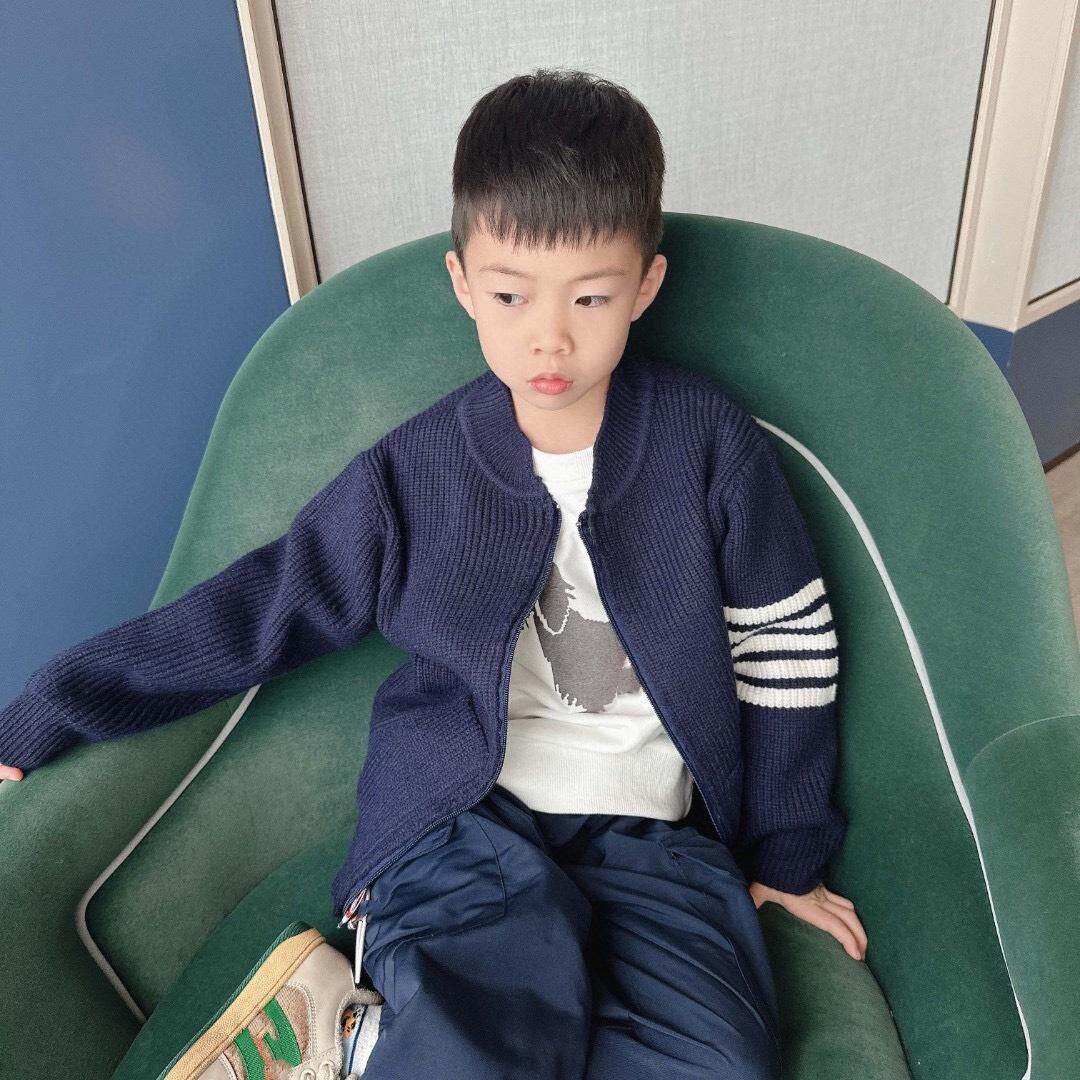 经典拉链四杠毛衣外套加厚羊毛混纺软糯针织开衫上衣男女宝宝童装