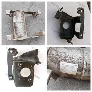 适用奔驰W164 GL350GL450ML350ML500 减震气泵支架 储气罐 续压球