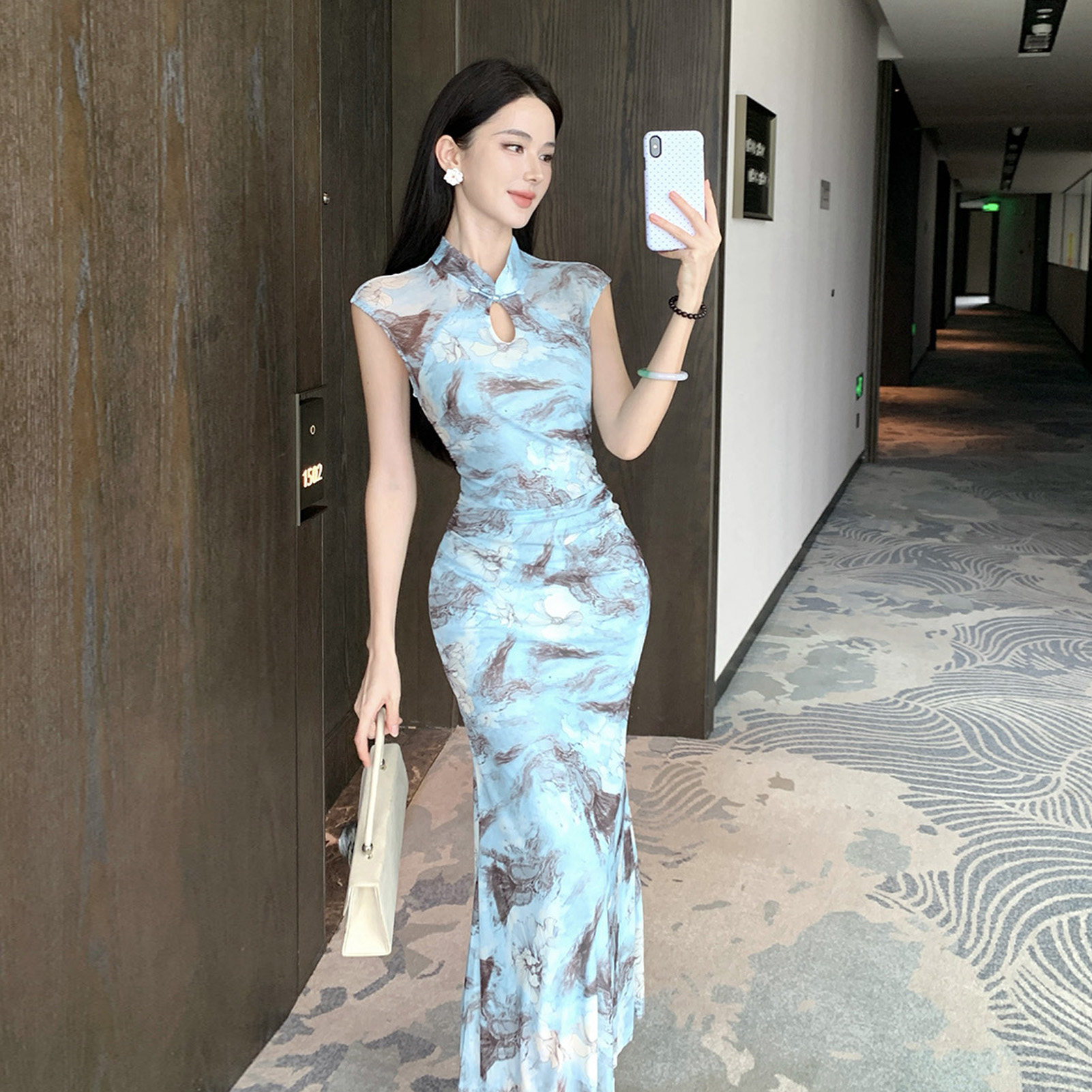 国风蓝色网纱印花无袖改良旗袍女夏收腰显瘦长款新中式鱼尾连衣裙