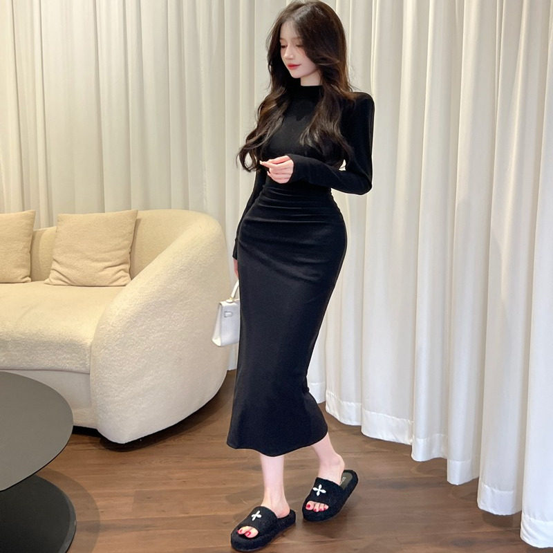 半高领中长款长袖百搭打底裙2026秋季女装收腰显瘦修身包臀连衣裙
