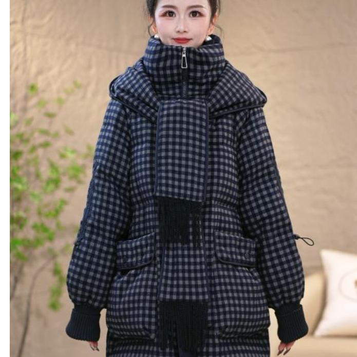 时尚千鸟格连帽羽绒服