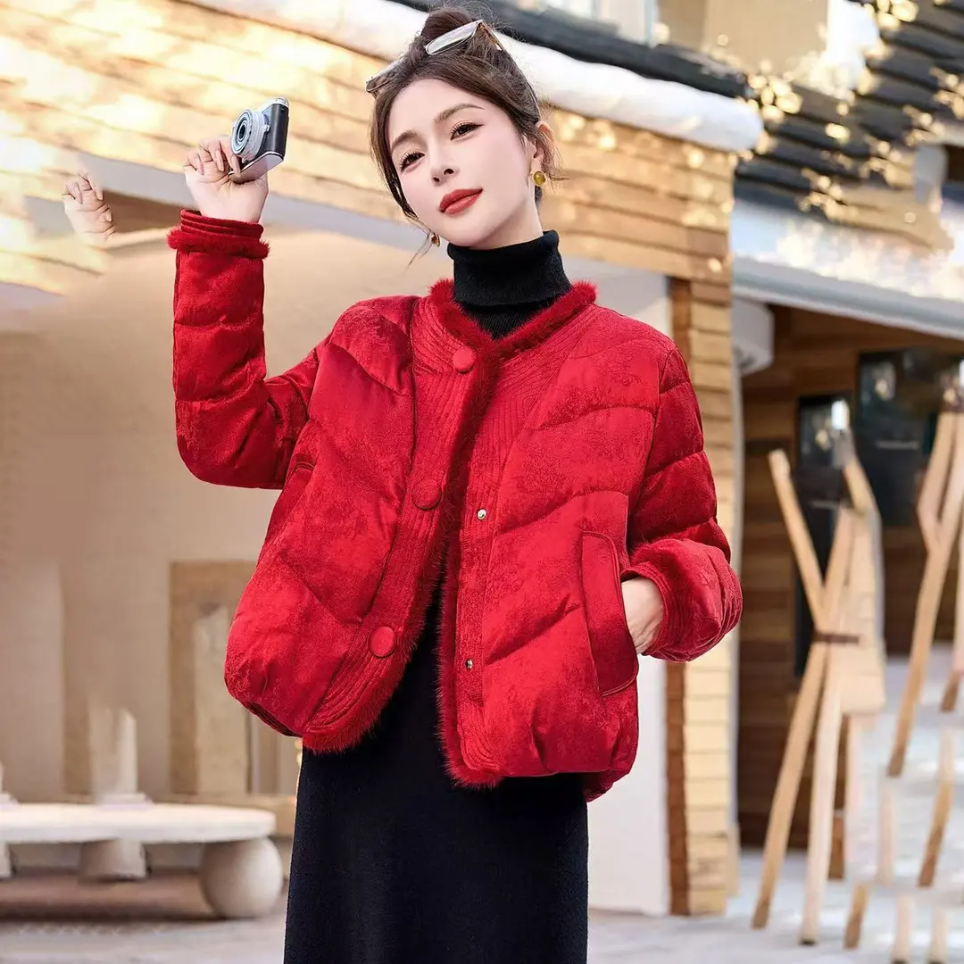 新中式短款白鸭绒羽绒服冬季2025新款圆领宽松拼接时尚洋气外套,女装/女士精品,羽绒服,淘宝优惠券,粉丝福利购,淘宝优惠卷