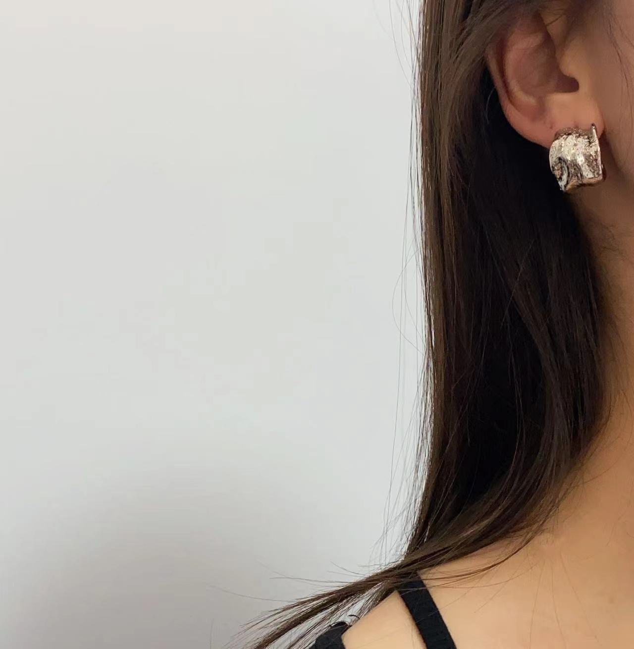 冷淡风熔岩肌理感褶皱耳环小众设计时尚高级简约百搭耳饰32,饰品/流行首饰/时尚饰品新,耳钉,淘宝优惠券,粉丝福利购,淘宝优惠卷