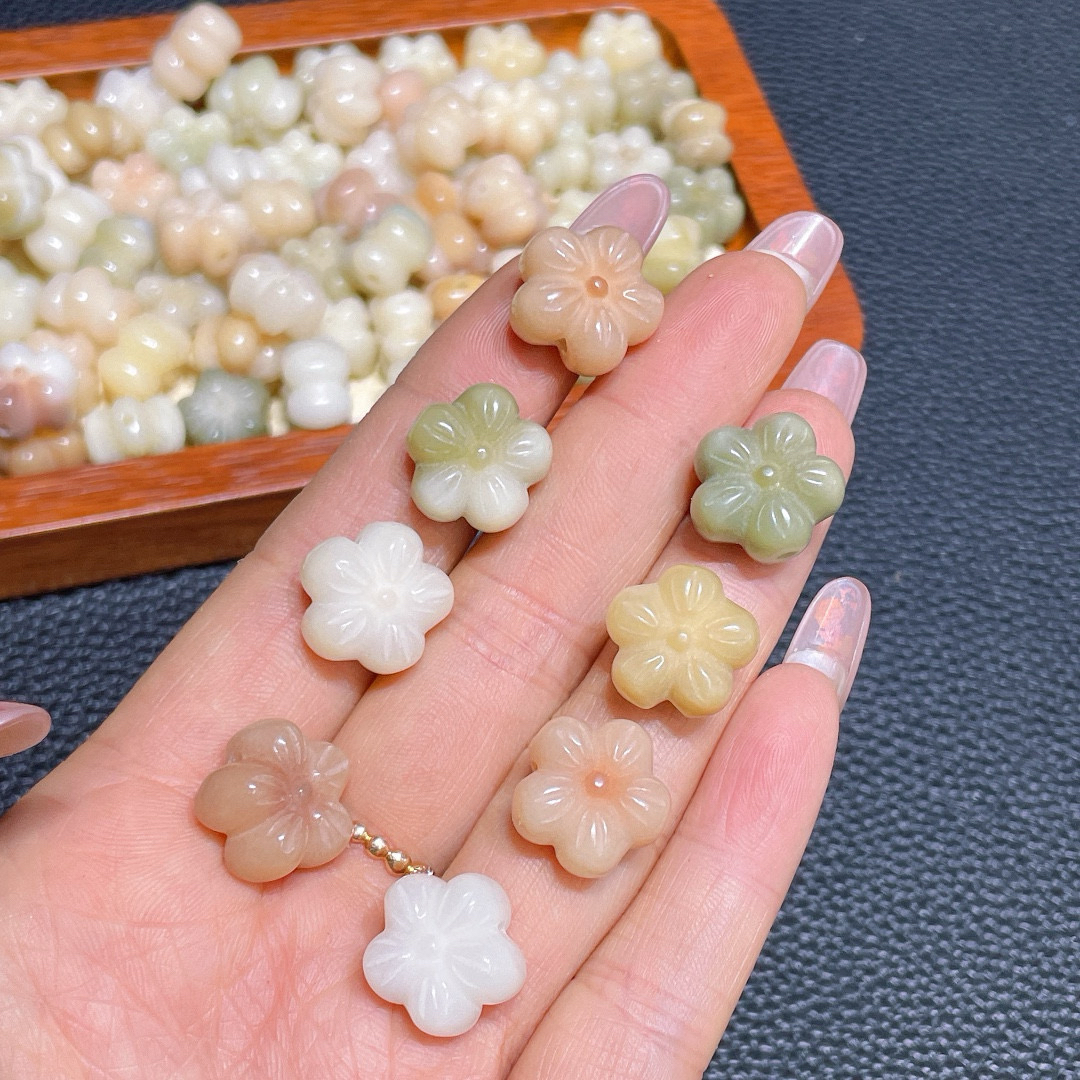 天然菩提根小花瓣隔珠吊坠手工diy女生手链配件散珠梅花小提溜