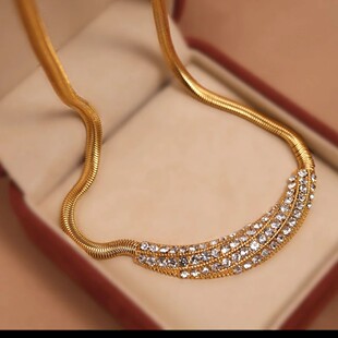 铜合金合成锆石项链 欧美闪钻月牙条纹项链轻奢高级感锁骨链颈链