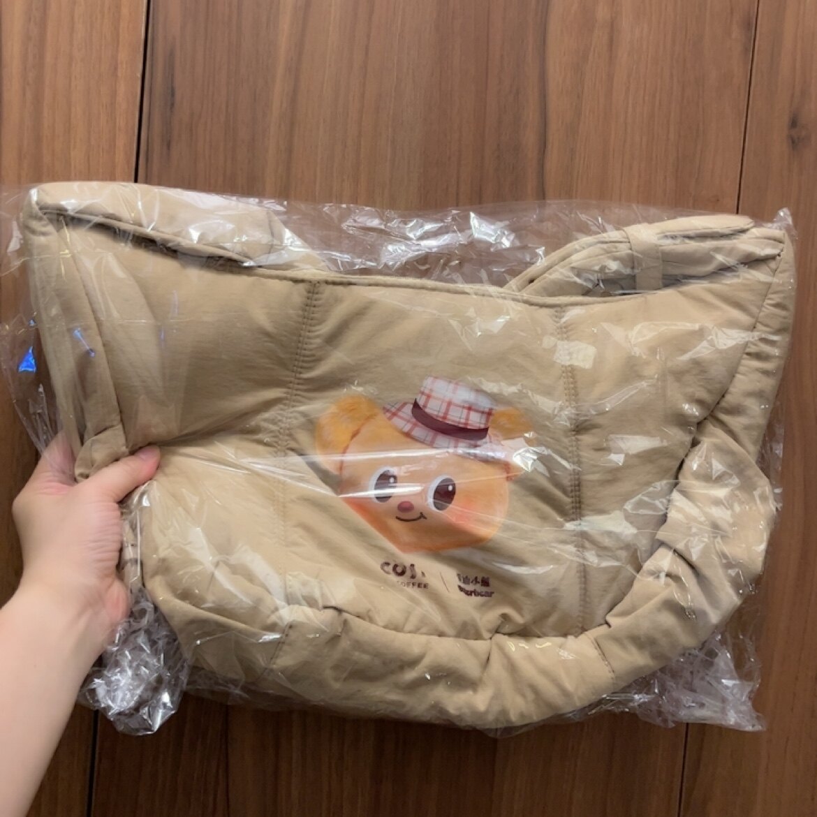 全新711便利店costa咖啡联名黄油小熊饺子包单肩包大容量收纳包女