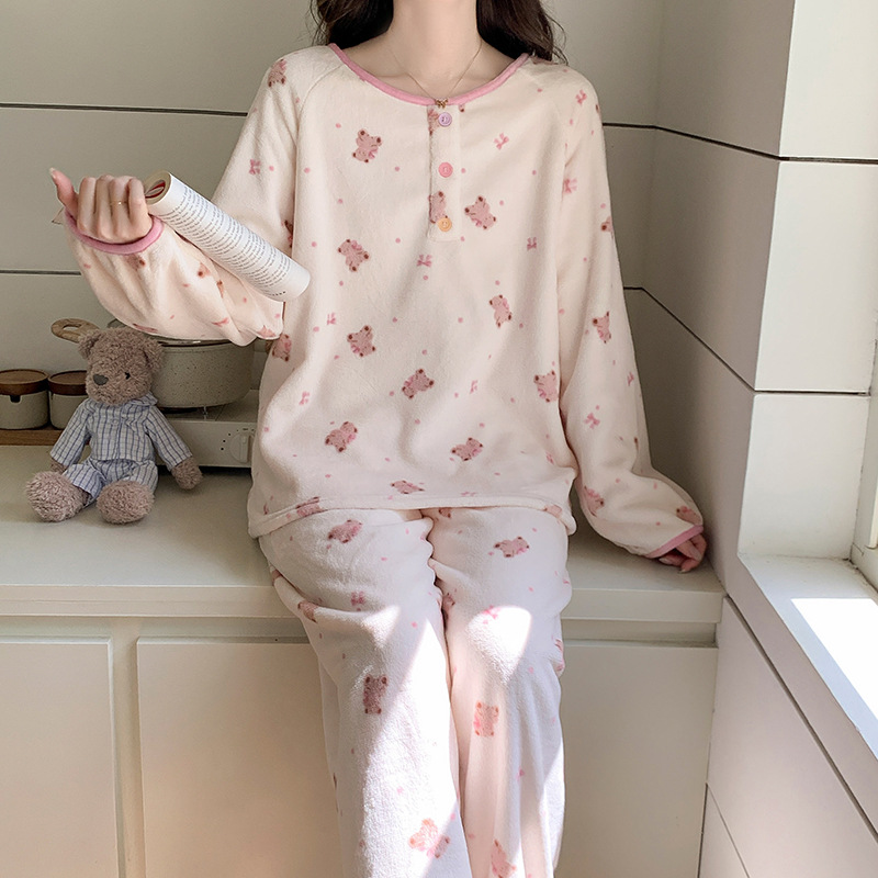喔密哒秋冬新款暖暖绒加厚珊瑚绒保暖睡衣女甜美印花法兰绒家居服