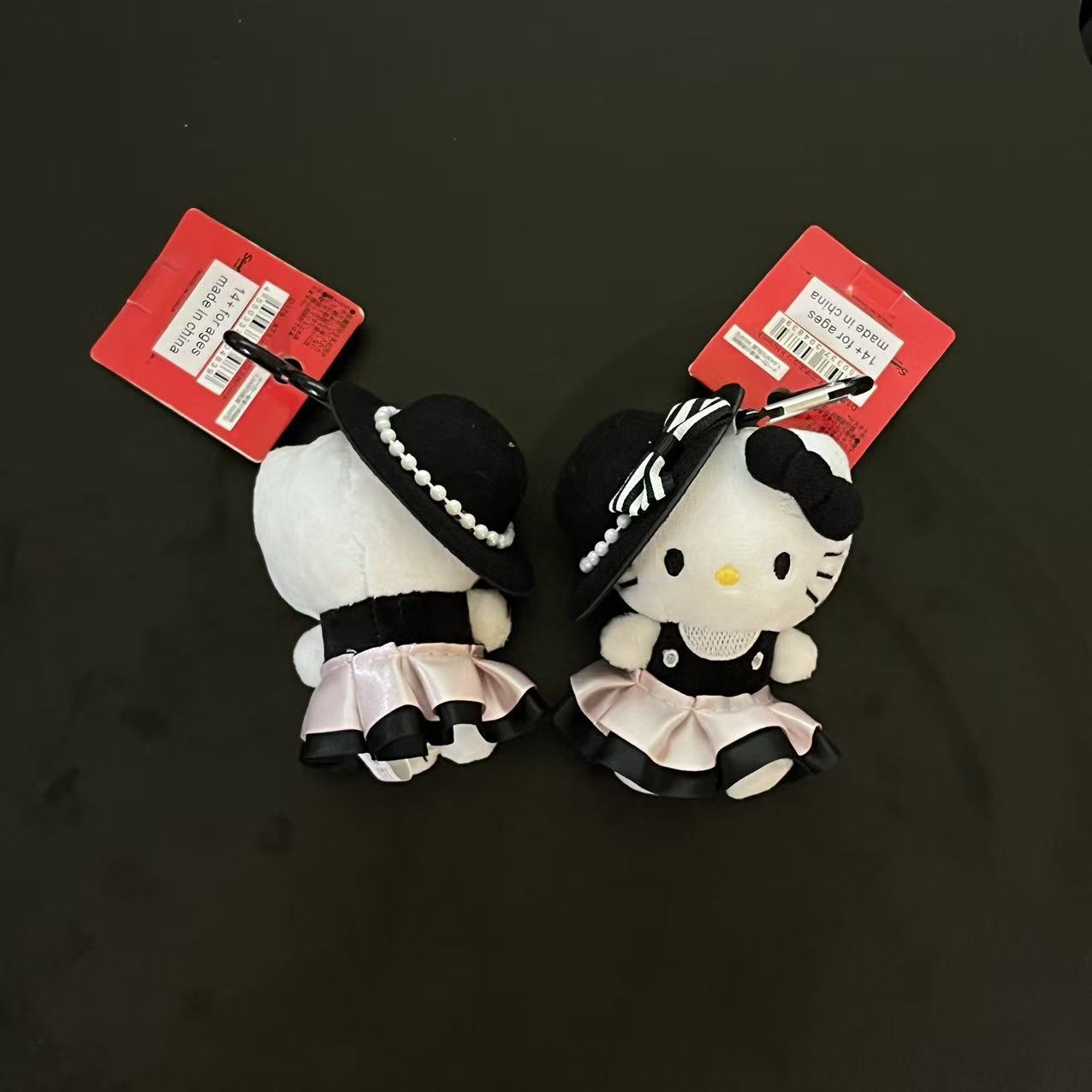 日本名媛千金缎面裙kitty包包挂件新款高级毛绒kt挂饰钥匙扣生日