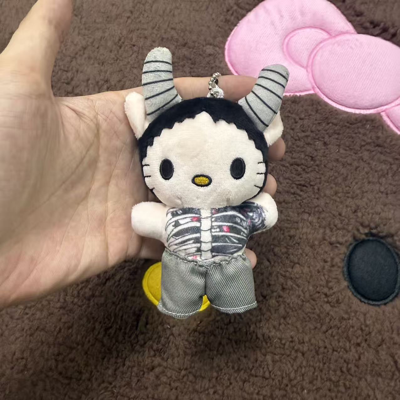日本成嶋亮Kitty公仔包包