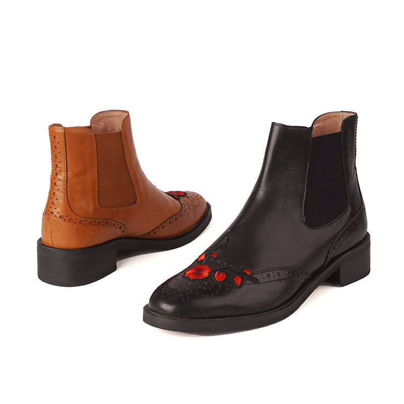 SHELLYS方跟牛皮切尔西靴刺绣女
