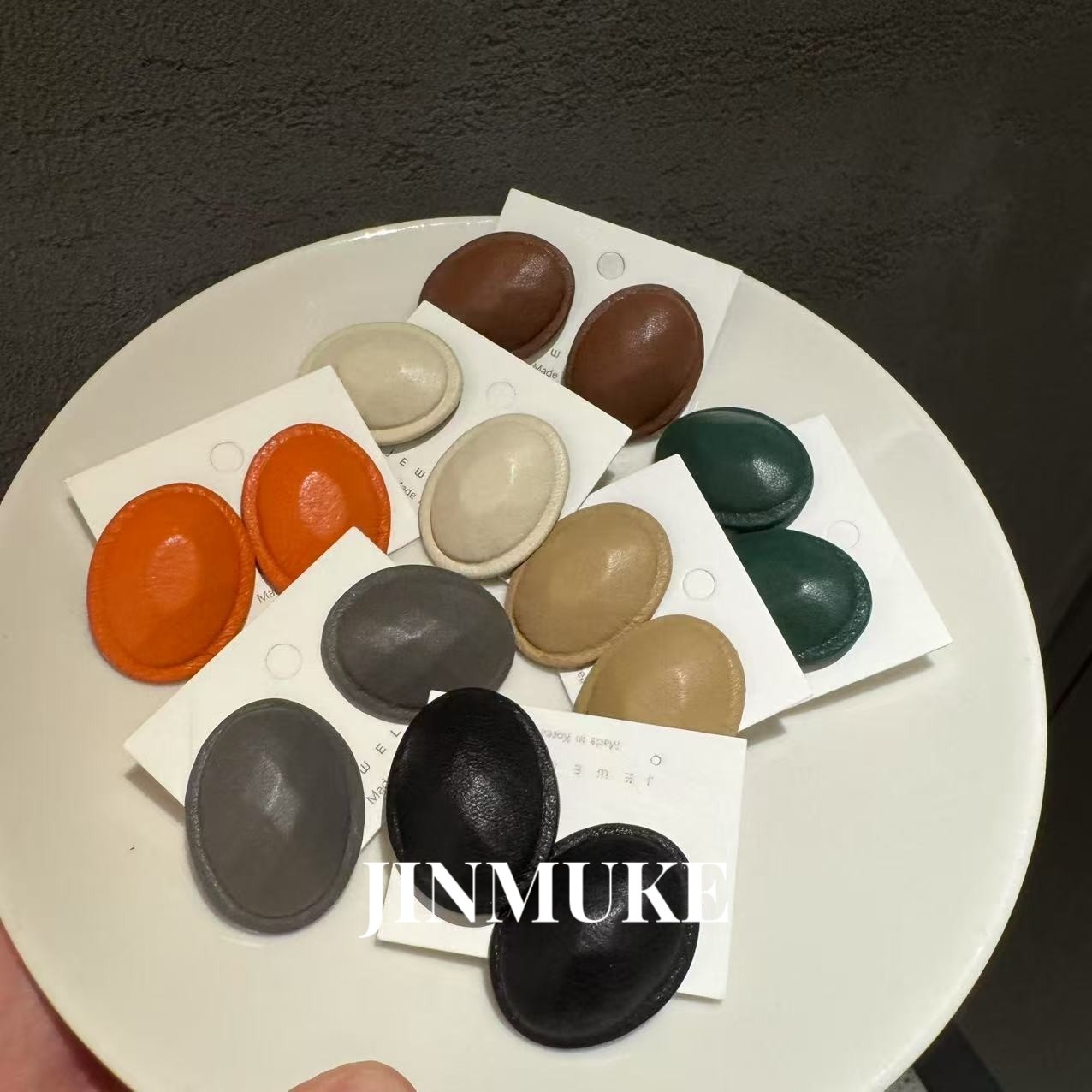 JINMUKE韩国进口耳饰品秋冬新款皮质椭圆小众气质耳钉耳环新品