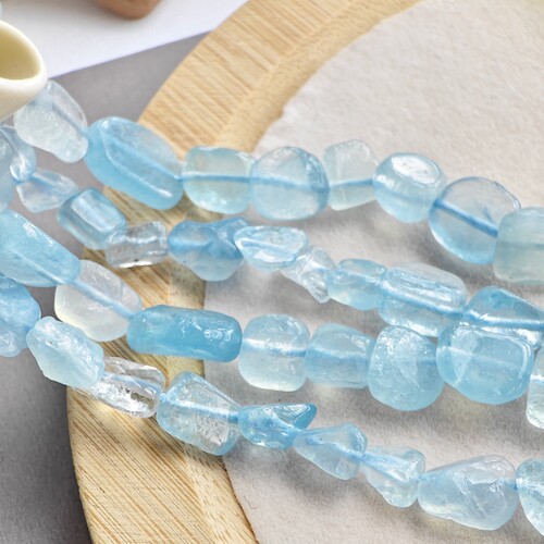 天然海蓝宝碎石水晶小颗粒