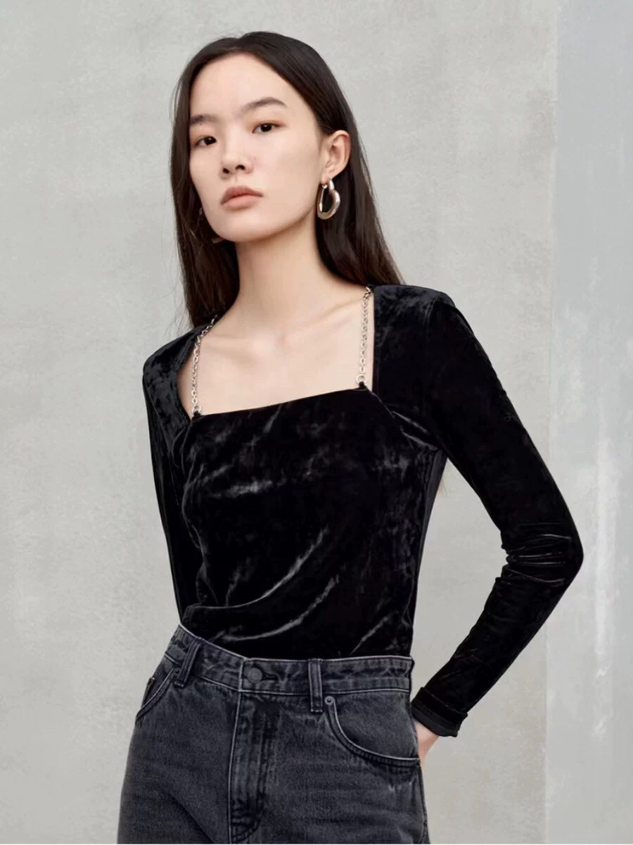 黑色方领丝绒打底衫早春长袖T恤衬衫