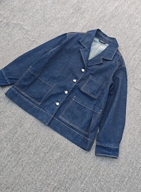 国内单早春翻领宽松牛仔外套休闲西装减龄夹克深色上衣大码女外衣