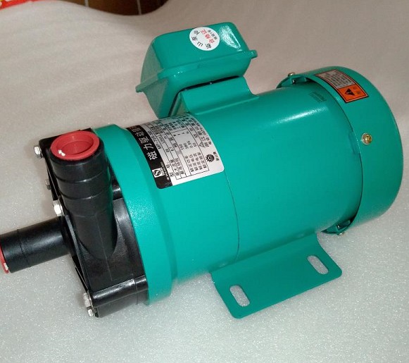 新西山磁力驱动循环泵MP-10R15R20R30R70R耐腐蚀耐酸碱微型化工泵