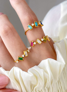 日韩时尚新款小众设计彩色碎钻细款戒指钛钢镀18k金指环百搭食指