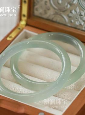 本命年8mm青风玛瑙玉髓手镯冰透浅绿色少女款手镯美人条细圆礼物