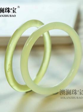 本命年青白玉叮当手镯女圆条少女阿富汗玉镯轻款冰透浅绿色9宽圆