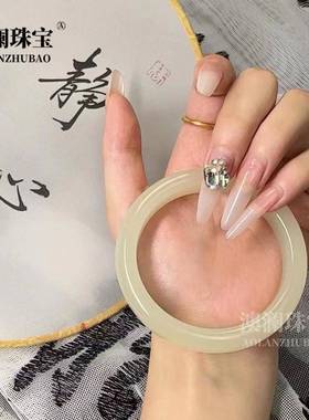 本命年阿富汗玉石青白色清水宽胎蜂蜜水显白有气质女神款玉石礼物