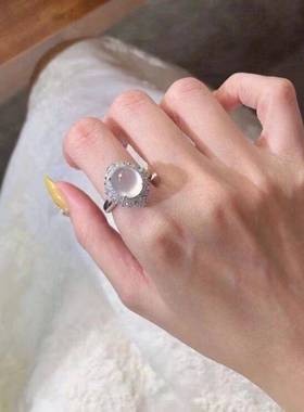 本命年高冰鸽子蛋玛瑙戒指镶嵌国潮冰白气质款玉石开口女礼物