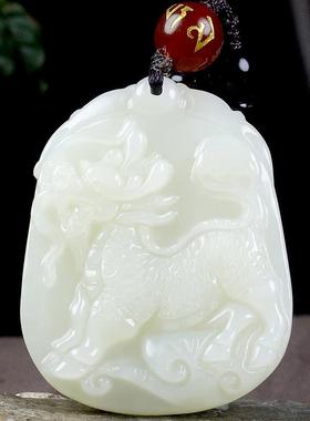 本命年新疆和田玉麒麟吊坠精雕男女款麒麟献宝玉石挂件礼物