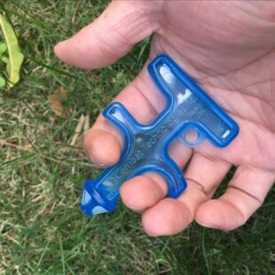 防身毒龙钻破窗器毒手刺防身武器酷棍自卫武器钥匙扣男女防狼用品