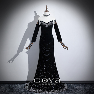 赫本风黑色丝绒晚礼服女高级感抹胸宴会鱼尾长裙年会主持人礼服