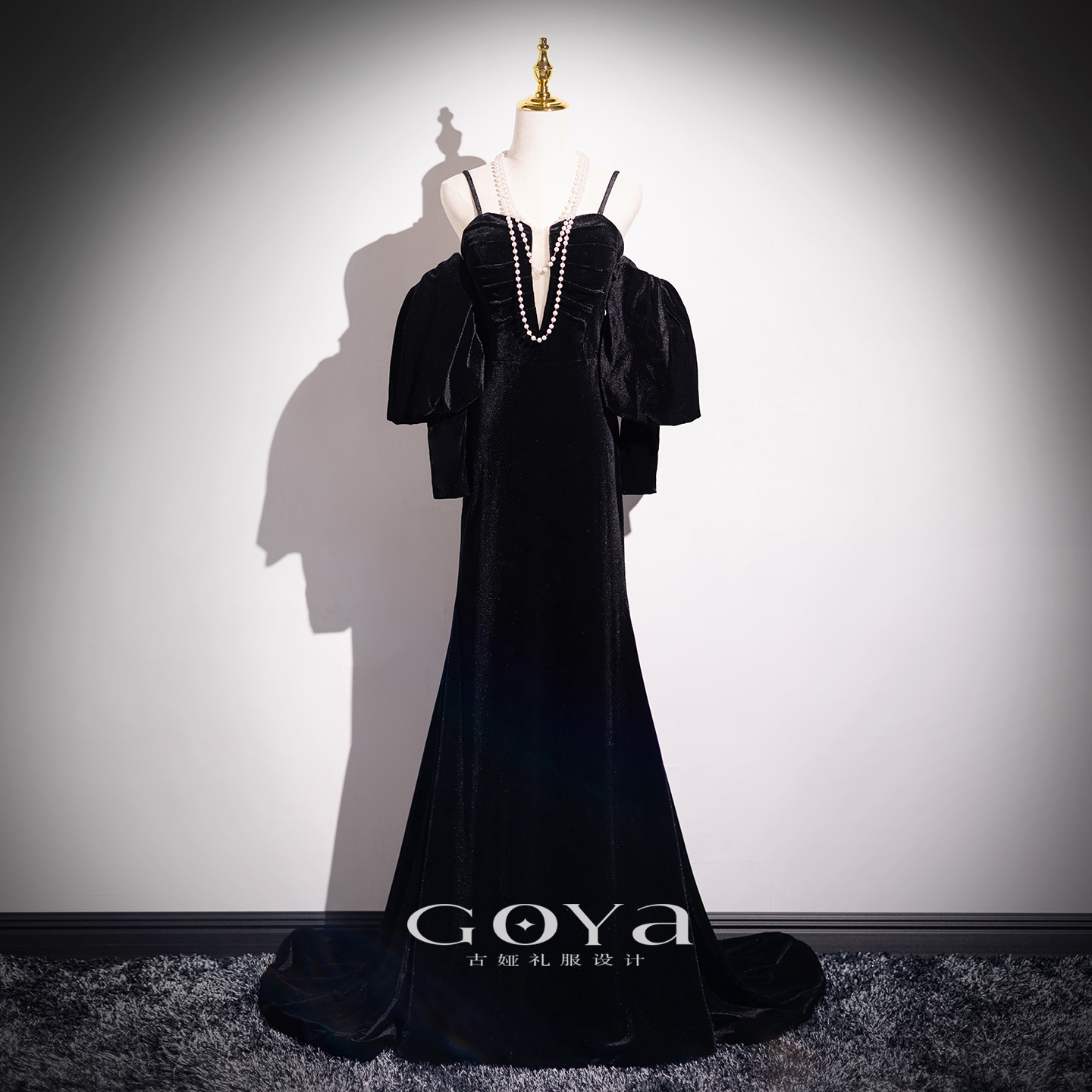 晚礼服鱼尾质感高级黑色丝绒礼服