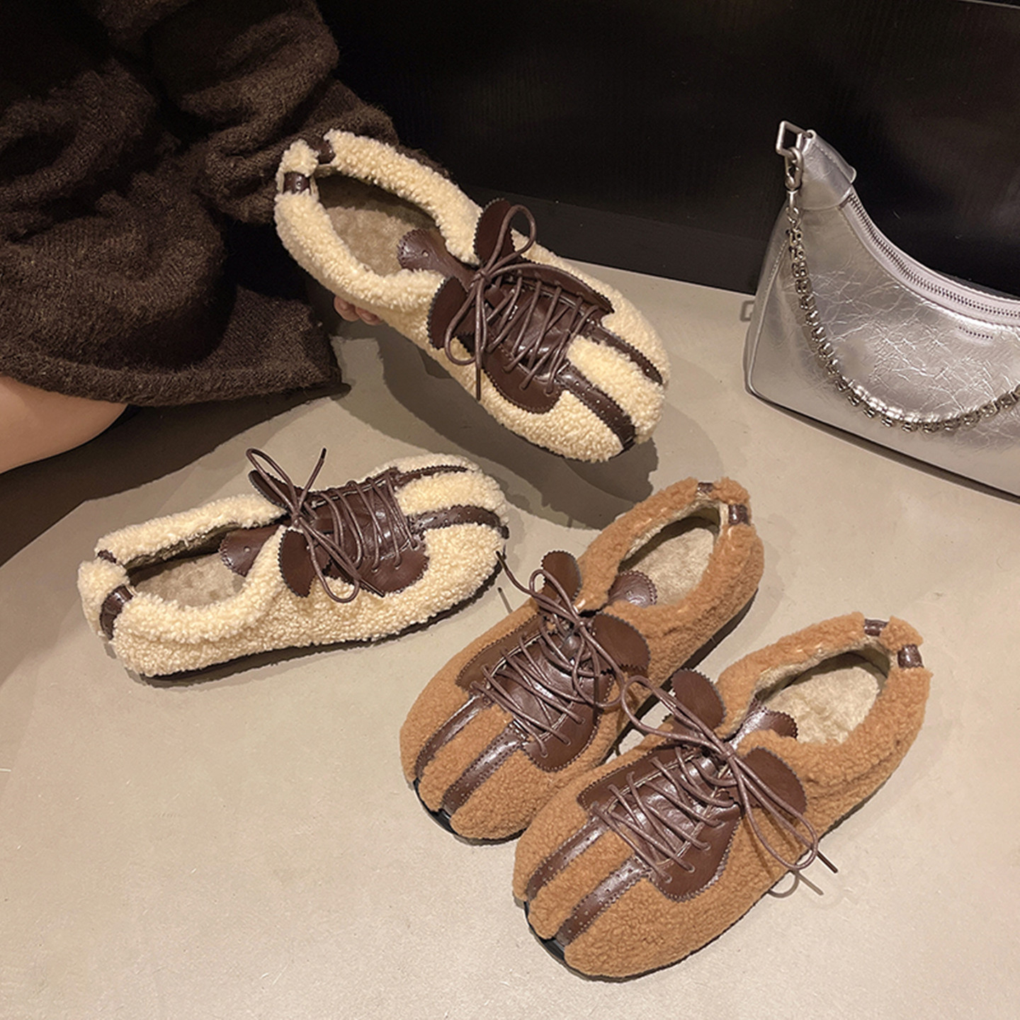 复古爆款圆头绒面毛毛鞋女