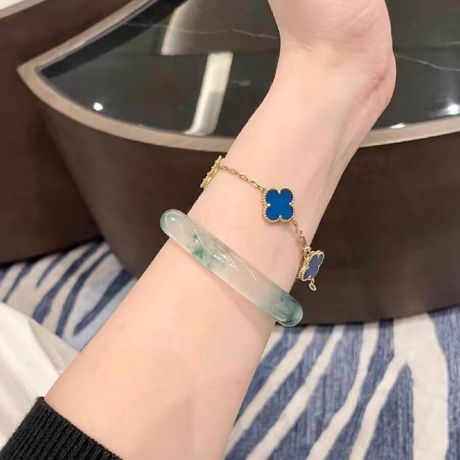 高冰飘花手镯女冰透玉镯宽扁条翡翠色玉镯女款真玉石英玉手镯礼物