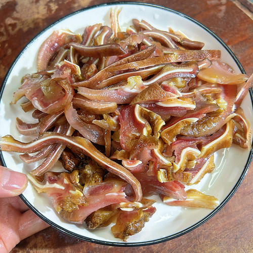 正宗川味腊猪耳腊舌头腊拱嘴