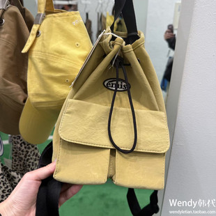 新款 emis 迷你抽绳字母刺绣双肩包 小众设计师 韩国代购