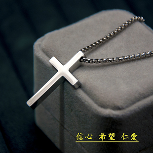 欧美钛钢十字架项链男女款不锈钢锁骨链嘻哈风毛衣链永不掉色吊坠