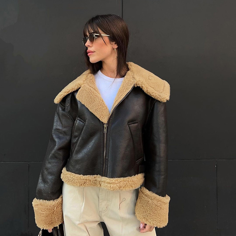 机车风仿羊羔毛拼接皮衣夹克