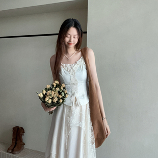 小女人吊带背心C5873 秋上新重工精致蕾丝拼接复古浪漫法式