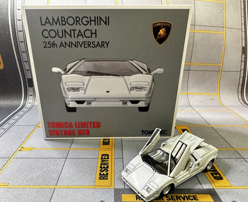 多美卡TLV LV-N兰博基尼Countach 25周年纪念版系列合金车模全新