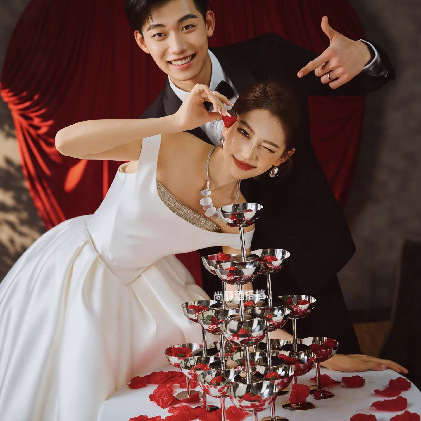 婚宴不锈钢水果杯开业鸡尾酒甜酒杯高脚冰淇淋被子甜品布丁蛋糕杯,餐饮具,鸡尾酒杯,淘宝优惠券,粉丝福利购,淘宝优惠卷