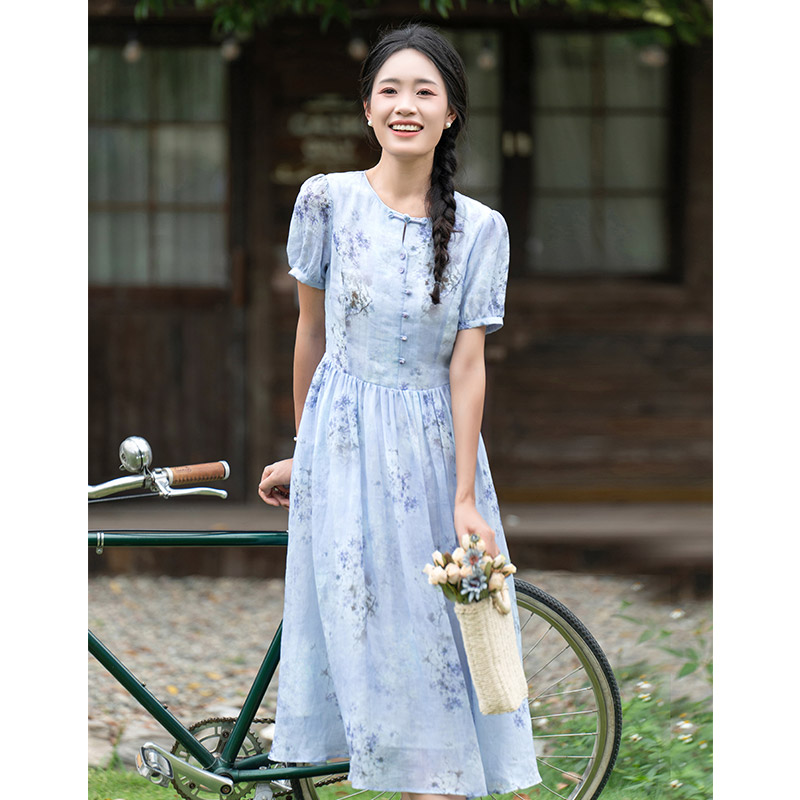 蓝色苎麻印花高级感文艺连衣裙