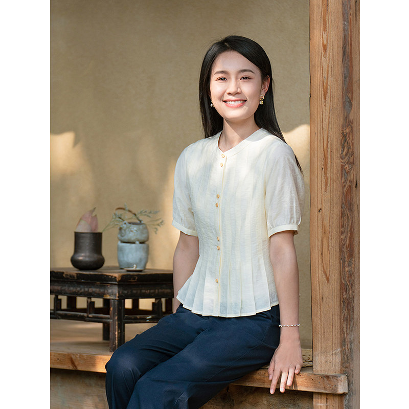 纻衣杏色天丝圆领短袖衬衫女2026夏装新收腰显瘦衬衣文艺百搭上衣
