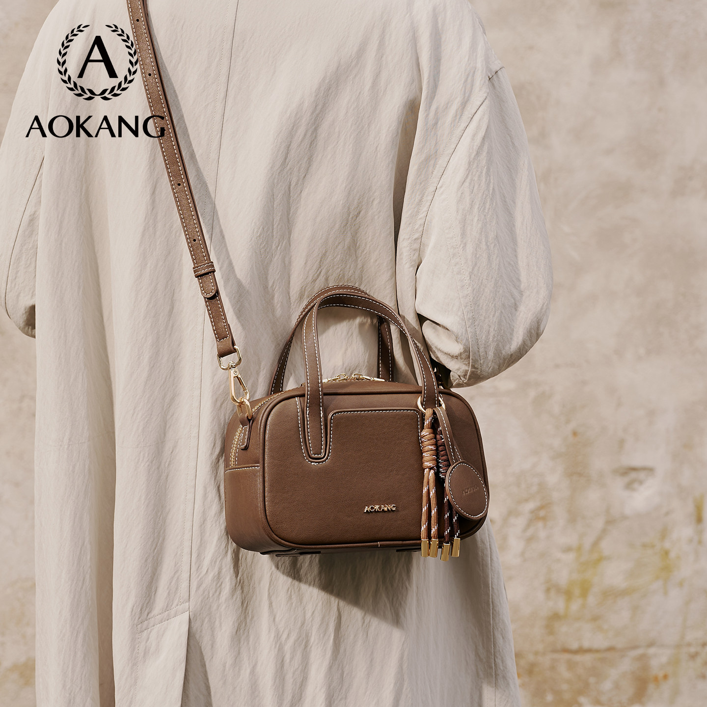 奥康保龄球包2026新款斜挎包高级波士顿包女款单肩包大容量手提包,箱包皮具/热销女包/男包,通用款女包,淘宝优惠券,粉丝福利购,淘宝优惠卷