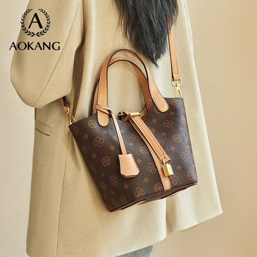 奥康水桶包大容量手提包