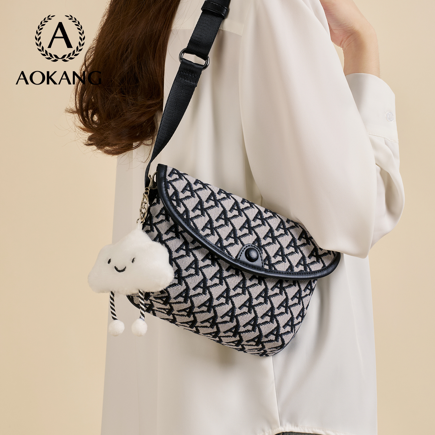 奥康胸包高级轻便运动腰包单肩包