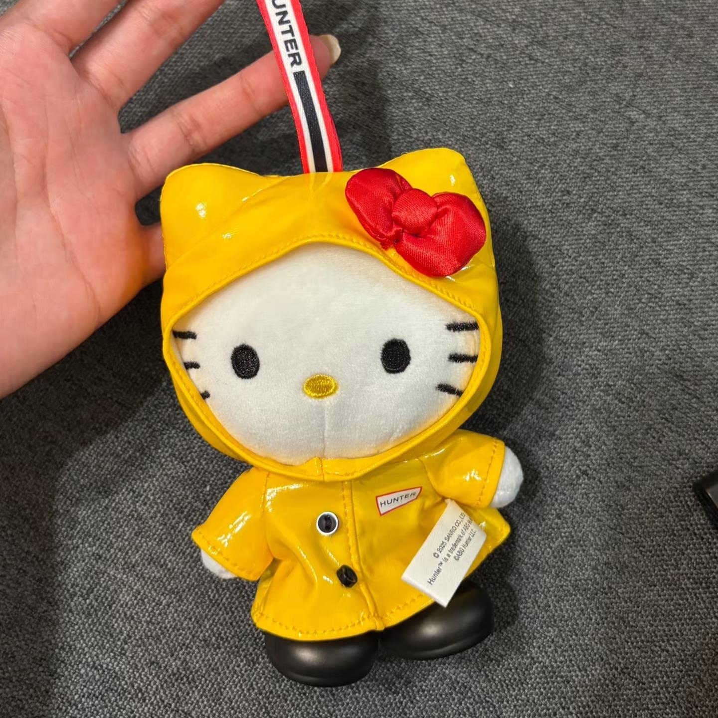 黄色雨衣kt猫可爱包包挂