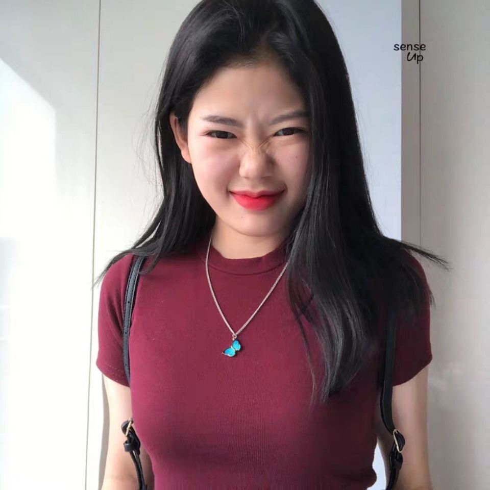 우주 광선 한국 스타 리사의 같은 나비 목걸이 INS 요정 기질 숲 펜던트 새로운 긴 스타일