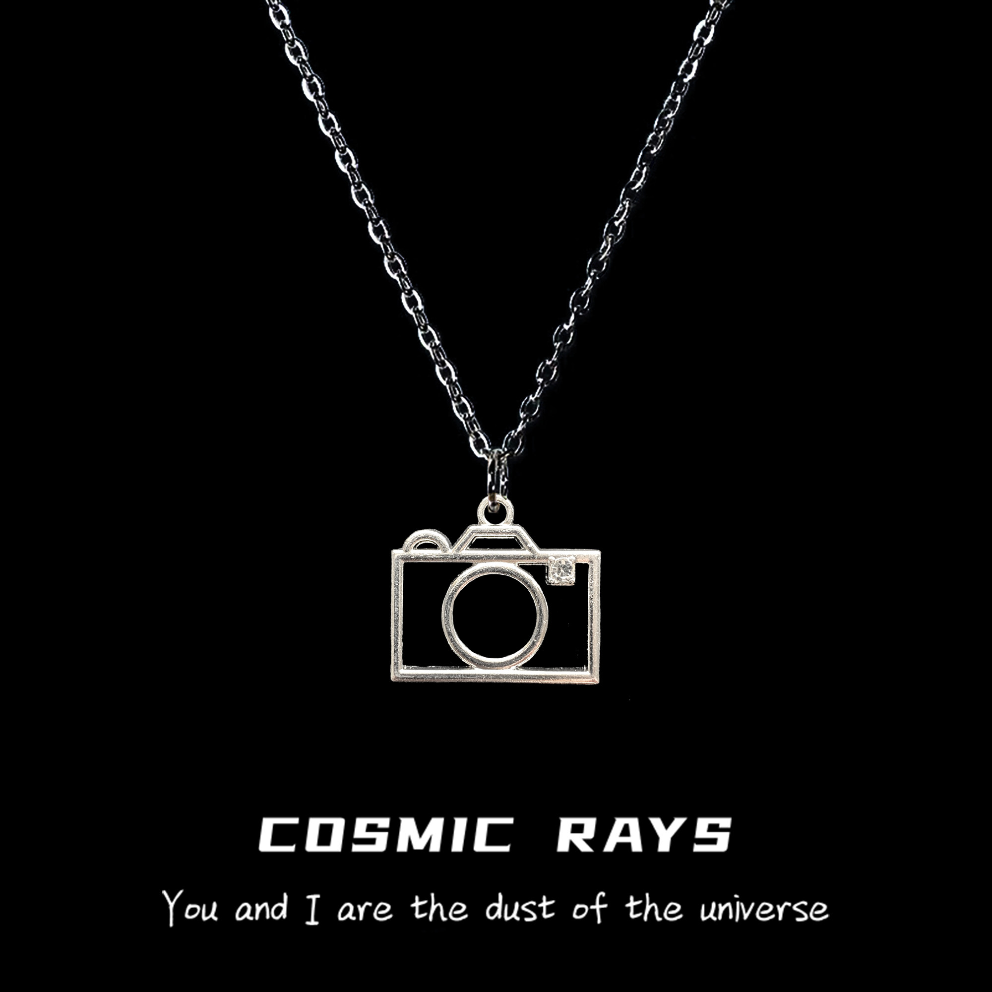 우주 광선 중공 카메라 목걸이 귀여운 힙합 스타일 여성 틈새 디자인 콜드 스타일 기능 여성 단순 라이트 럭셔리