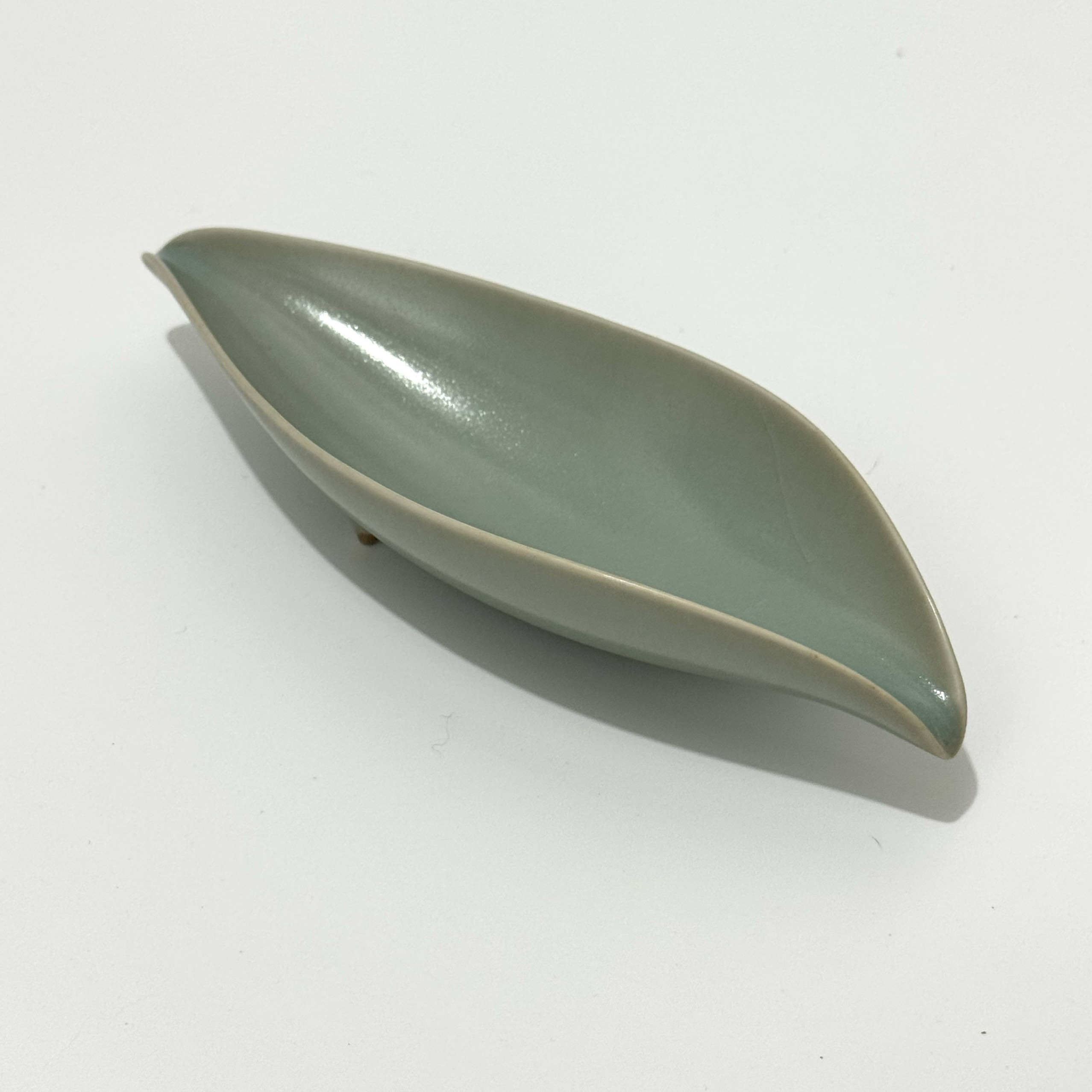 中国 汝瓷汝窑 柳叶茶则 功夫茶具 玛瑙入釉 中式荷叶茶具 赏茶荷
