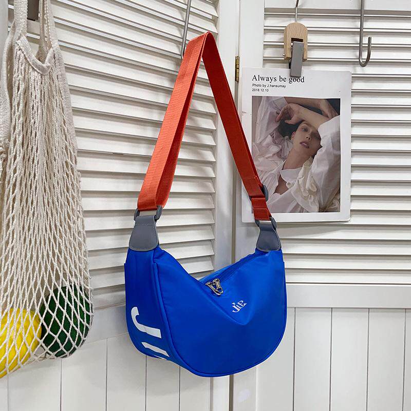 新款男女通用单肩包休闲斜挎包防水大容量饺子包外出潮流逛街背包,箱包皮具/热销女包/男包,通用款女包,淘宝优惠券,粉丝福利购,淘宝优惠卷