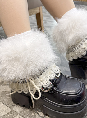 甜美毛绒中筒袜女冬季保暖加厚白色毛球装饰袜冬季袜子
