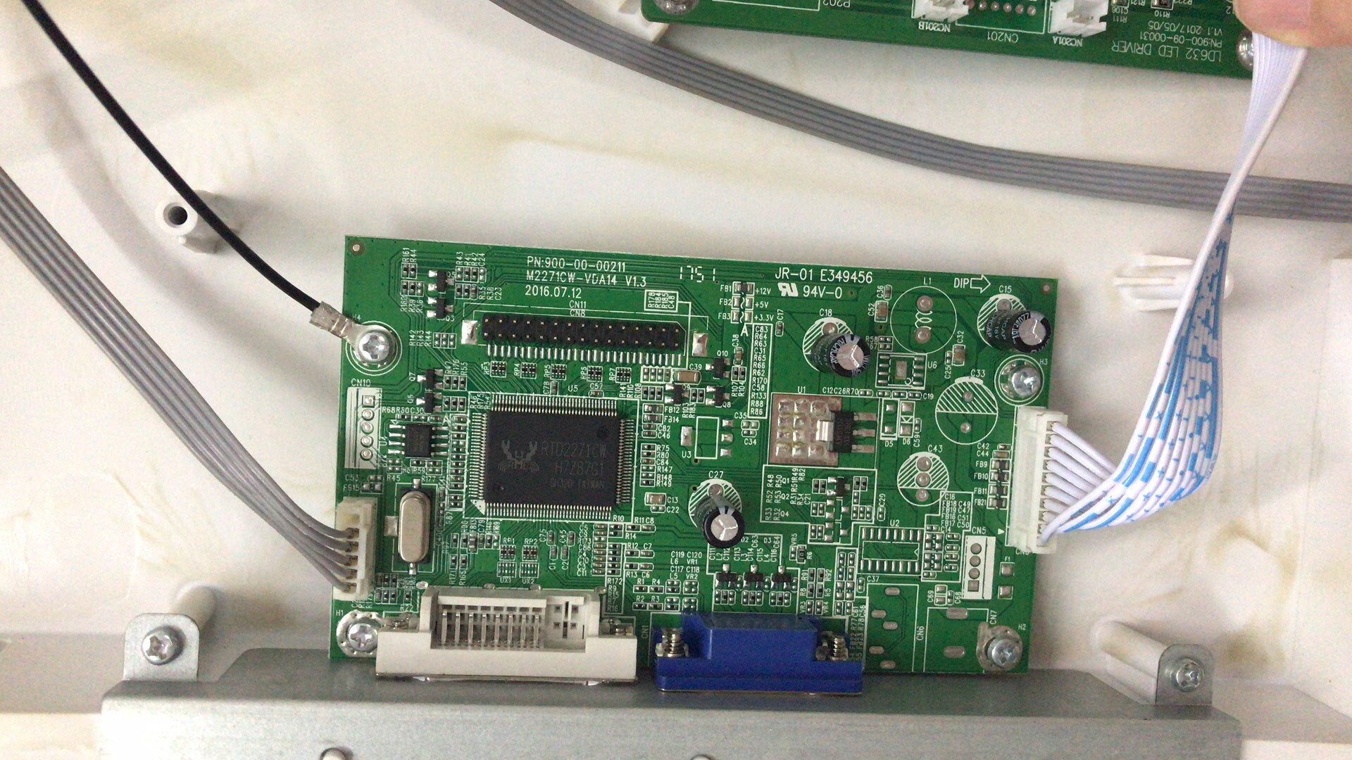 HYC显示器C4000主板M4068A驱动板M2271CW-VDA14 PN:900-00-00211