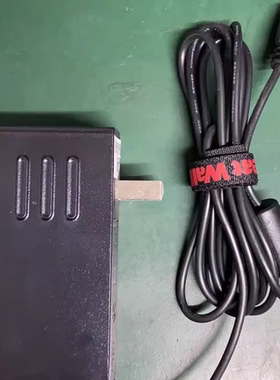 LECOO来酷显示器HF21215FBO电源适配器B2211E-2充电电源19V 1.31A